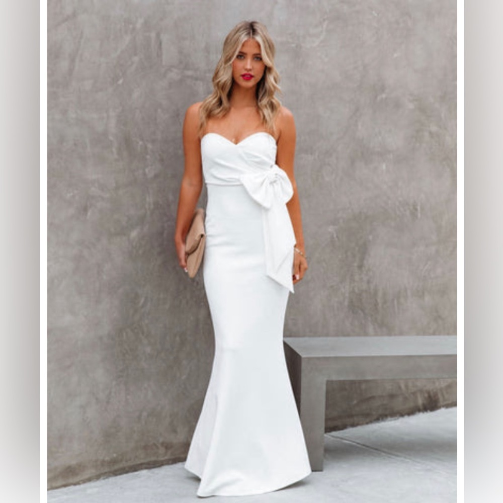 Best Dressed Strapless Gown - Off White - Large